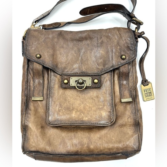 Frye Cameron Magazine Crossbody Bag Brown Leather Purse Distressed Satchel DB875 - Picture 3 of 16